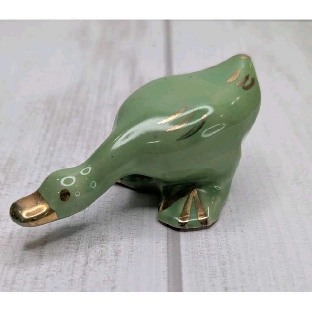Vintage Ceramic Goose Gold Accents Figurine Bending Down 3.5"x2.5" Cottage Core